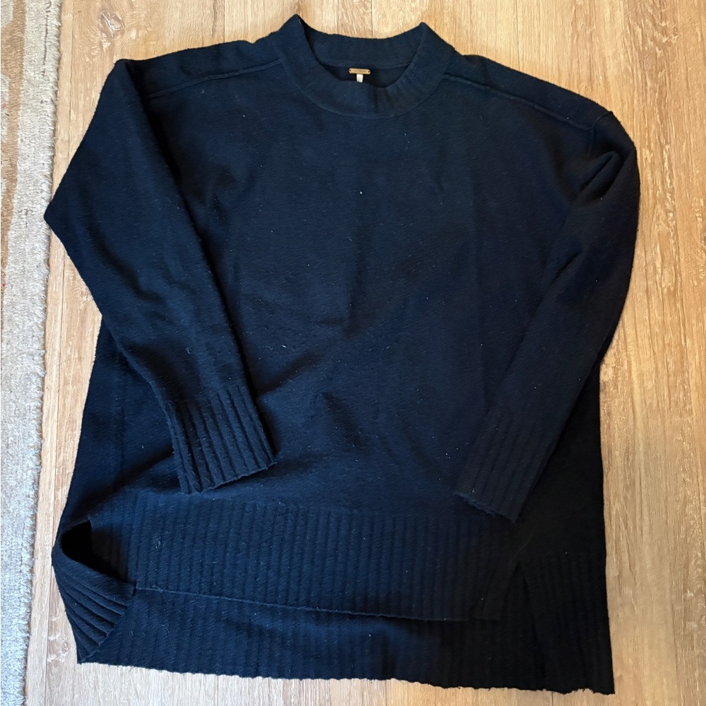 Free People Black Crewneck Pullover Sweater